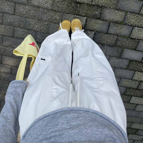 白色速干工装裤女款大码爱心刺绣阔腿裤垂感酷飒风直筒透气运动裤 - 封面