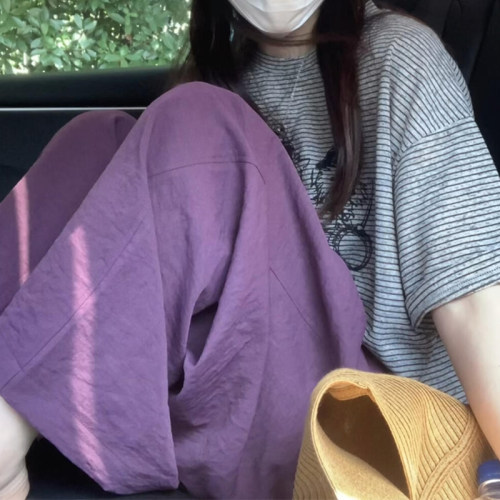 早八“无脑”穿搭的紫色休闲裤！