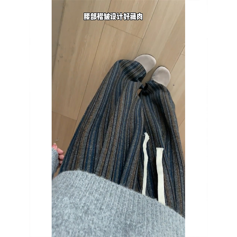 回头率好高的复古竖条纹阔腿裤！