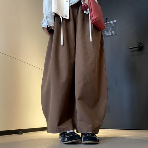 棕色弯刀裤是大码显瘦的天花板