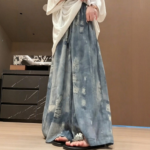 谁能拒绝一条美丽的闪钻阔腿裤~