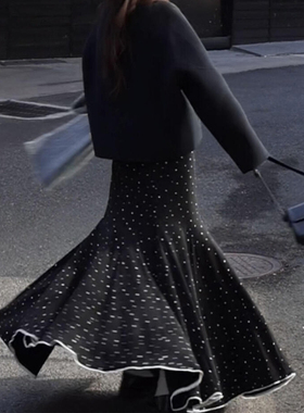 黑色波点鱼尾裙大码女梨形伯克利重工半身裙秋冬小香风长裙到脚踝