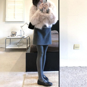 灰色毛呢短裙女2026新款 冬配靴子大码 miu系包臀梨形伯克利半身裙