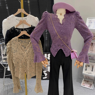 秋季法式新款泡泡袖气质修身显瘦磨毛蕾丝衫v领打底长袖上衣女