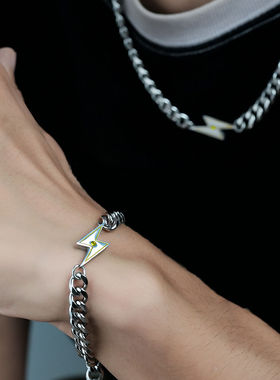 欧美新款钛钢闪电项链男小众时尚套装感潮流嘻哈手链设计感锁骨链