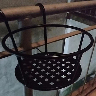 新款 冲量铁艺悬挂花架阳台铁艺花篮护栏加粗户外花盆架清仓绿箩架