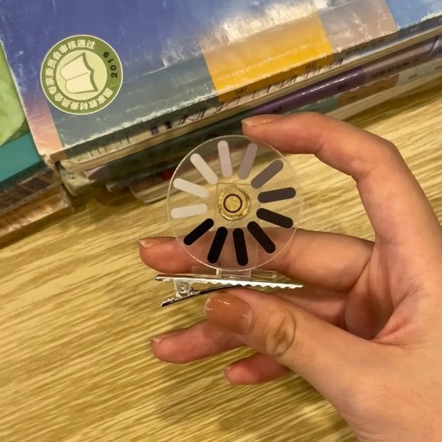 宕机发夹大脑加载中发饰搞怪创意可转圈送朋友摆件饰品