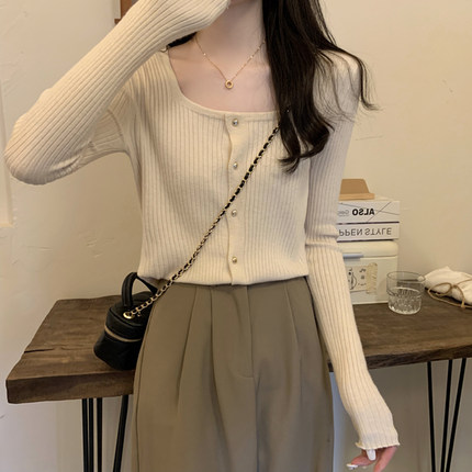 温柔慵懒风方领长袖针织开衫女秋冬纽扣显瘦设计感小众上衣打底衫