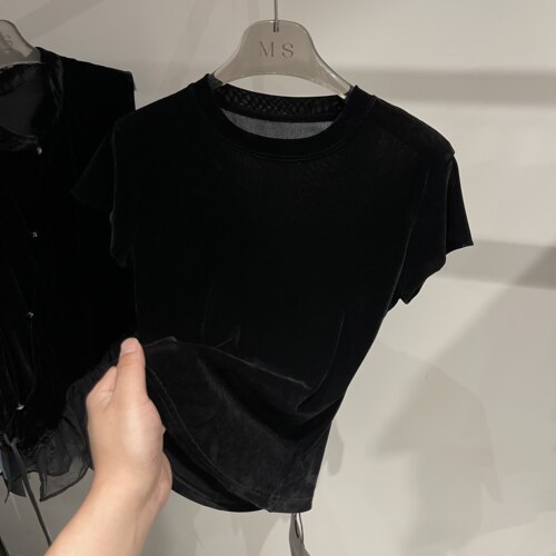 黑色简约圆领丝绒短袖T恤女