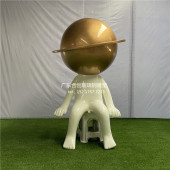 大型宇航员太空人橱窗装 饰玻璃钢雕塑定制人物模型商场落地景观