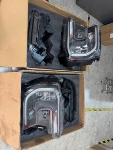 游骑侠大灯总成原厂全新前大灯左右拆