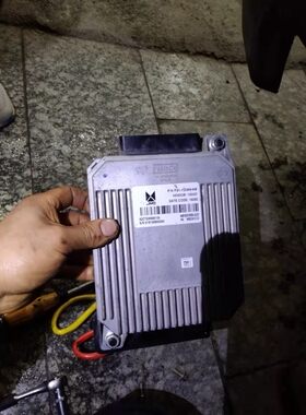 江铃汽车全车件驭胜330电脑版配件原装发动机电脑版配件原装