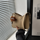 单肩包大容量休闲百搭洋气新月包 时尚 高级感包包女2025新款 潮韩版