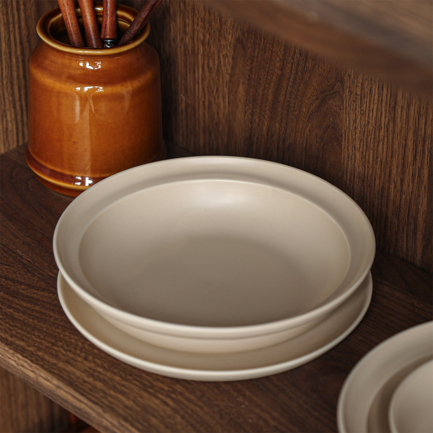 索厨哑光黄草帽汤盘复古简约陶瓷盘子水果沙拉大容量中餐装菜深盘,餐饮具,盘,淘宝优惠券,粉丝福利购,淘宝优惠卷