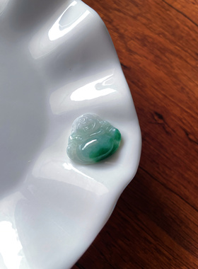 好看小款老种天然A货翡翠玉笑佛弥勒佛飘绿佛公玉石吊坠挂件项链