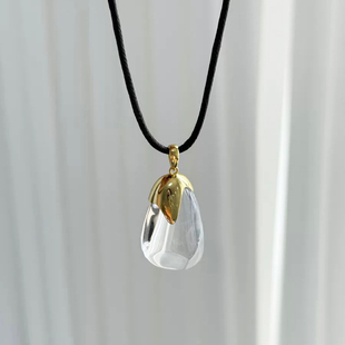 白水晶吊坠长款蜡绳项链女小众设计高级感气质百搭多种戴法毛衣链