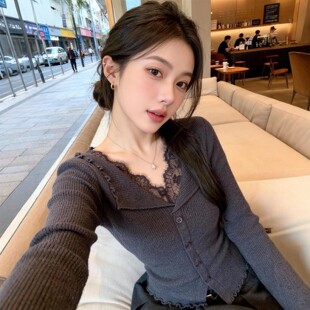 咖色蕾丝拼接V领内搭打底可外穿针织开衫 巨好看上衣 女2026早春季