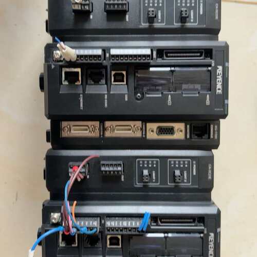 议价KEYENCE基恩士视觉控制器XG-7701，带CA-DC2
