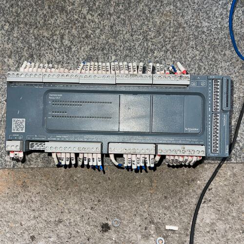 议价包邮 施耐德PLC TM200C60R 带扩展TM3RDM1