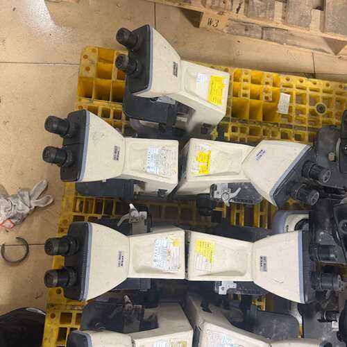 议价尼康YS100双目显微镜，带4X/10X/40X物镜，原装镜