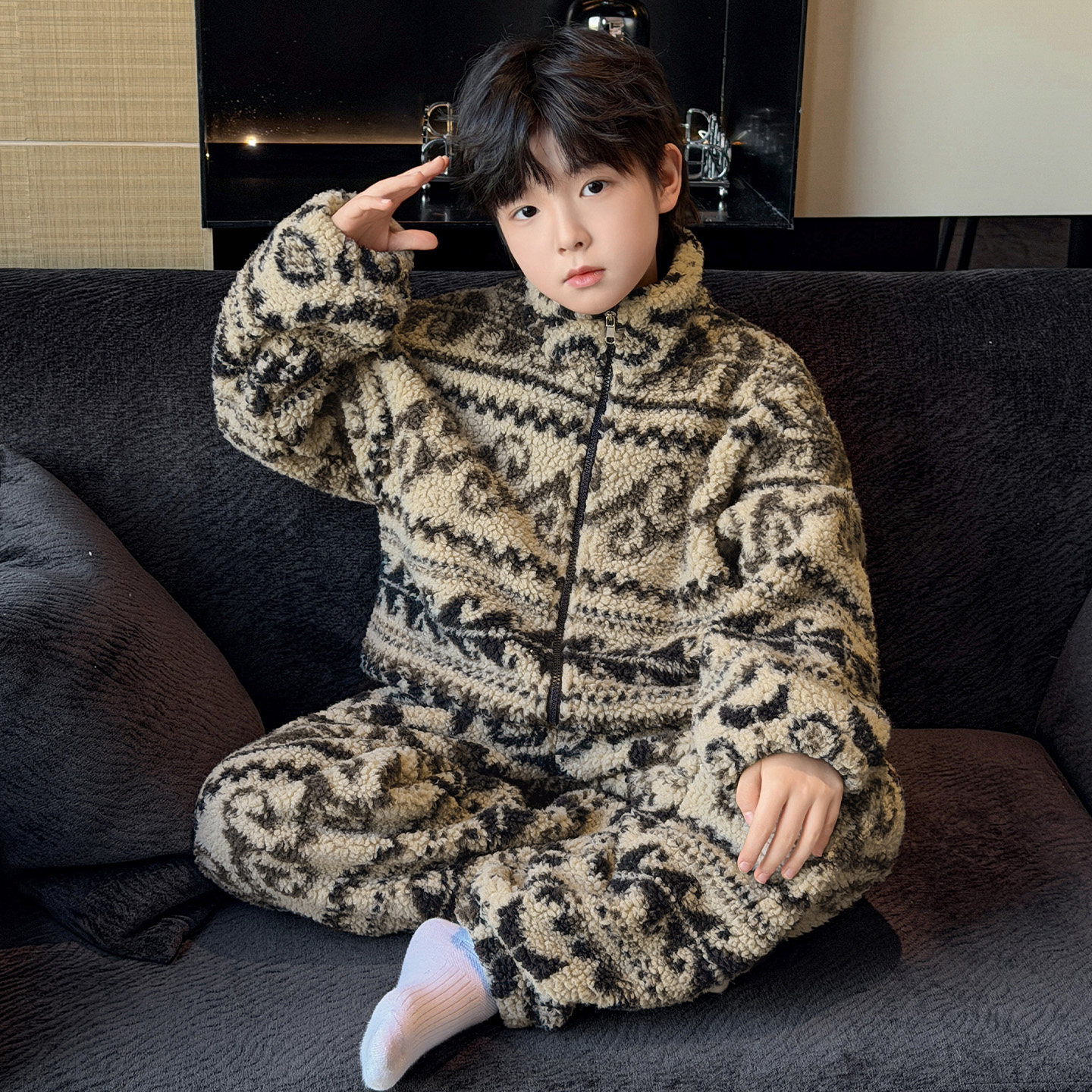 男童加绒加厚法兰绒家居服套装冬季立领双层保暖时尚可外穿睡衣潮