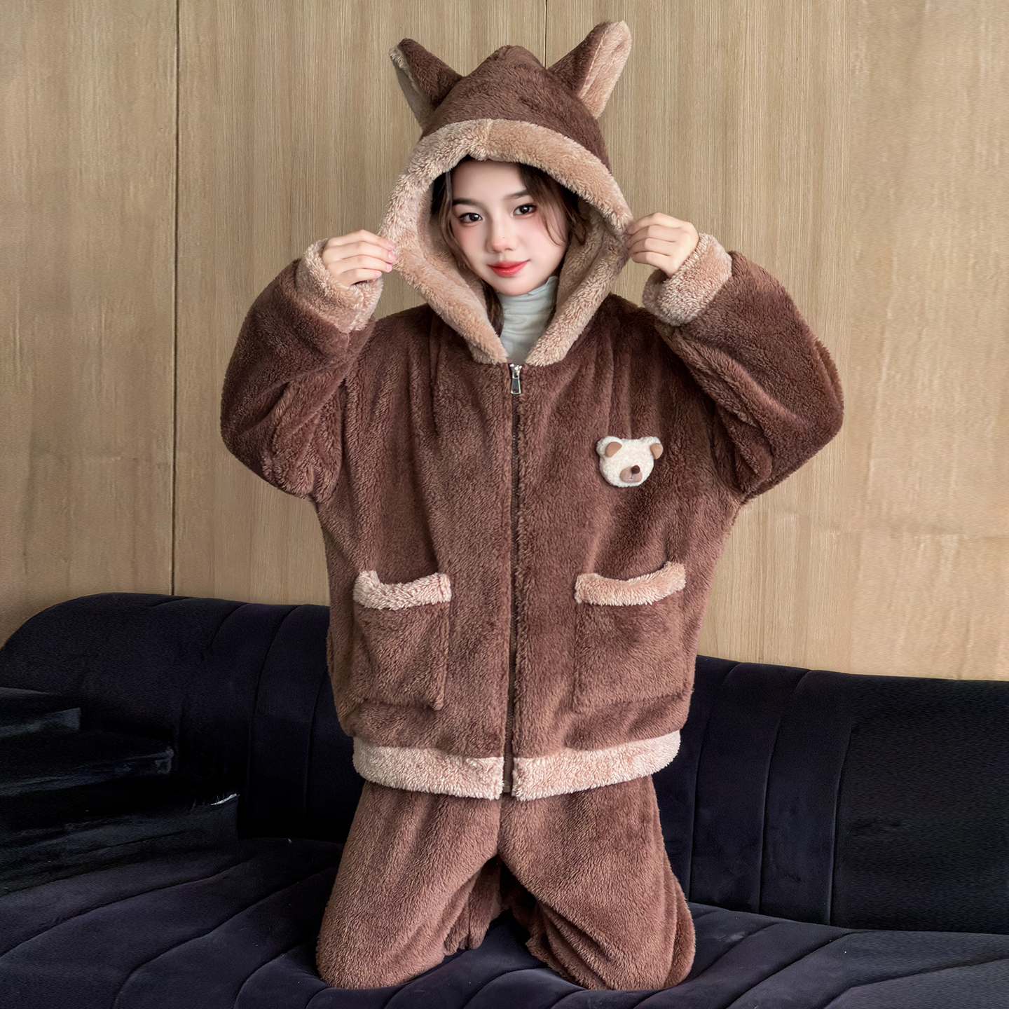 中大童儿童可爱小熊珊瑚绒家居服