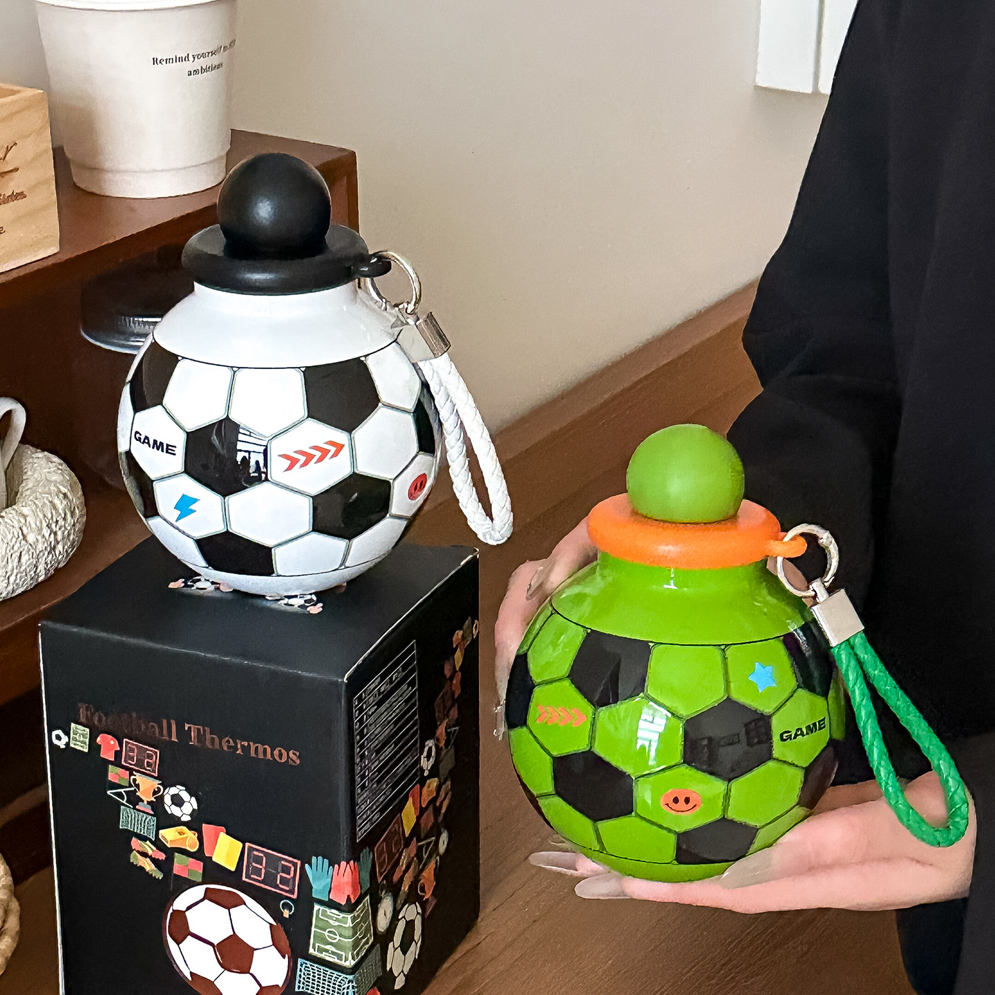 创意足球保温杯世界杯同款运动杯316不锈钢大容量吸管杯户外便携