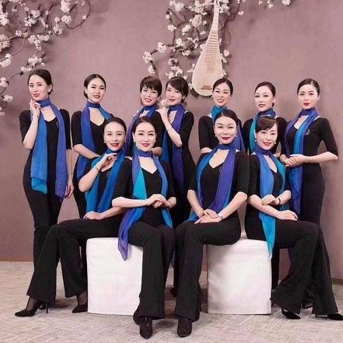 舞蹈丝巾四季通用渐变色演出纱巾