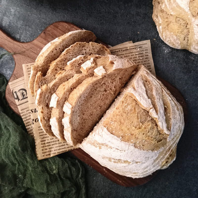 纯全麦面包迷迭香味健康食品香料餐包无糖精不添加油咸味罗勒欧包