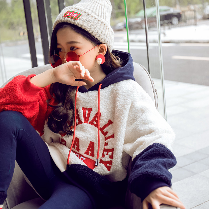 女童羊羔绒百搭宽松连帽套头卫衣