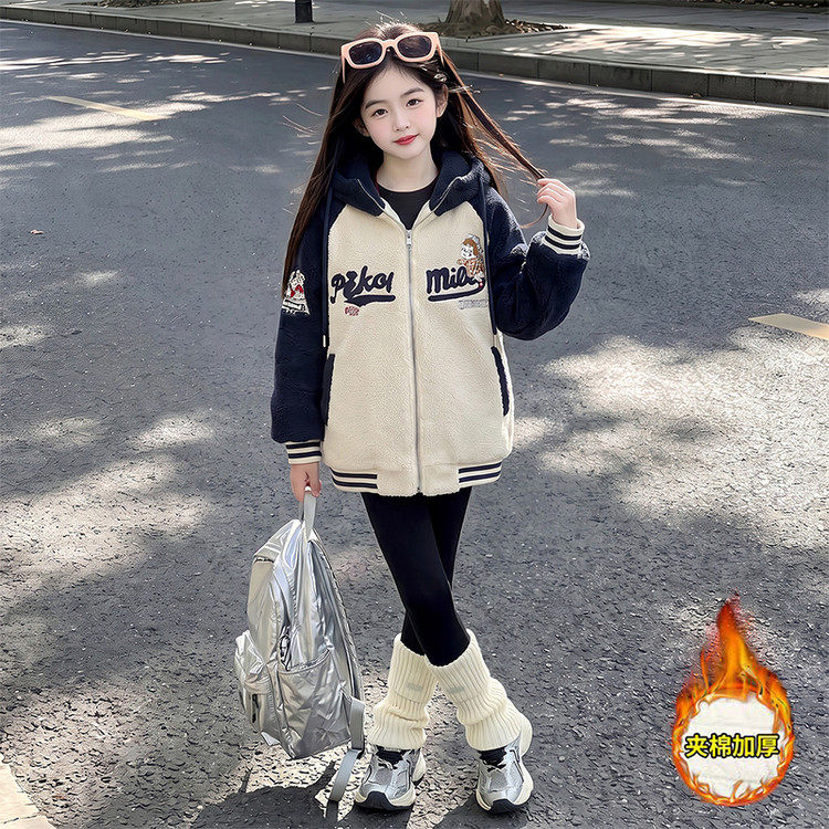 女童连帽加厚撞色棒球棉服