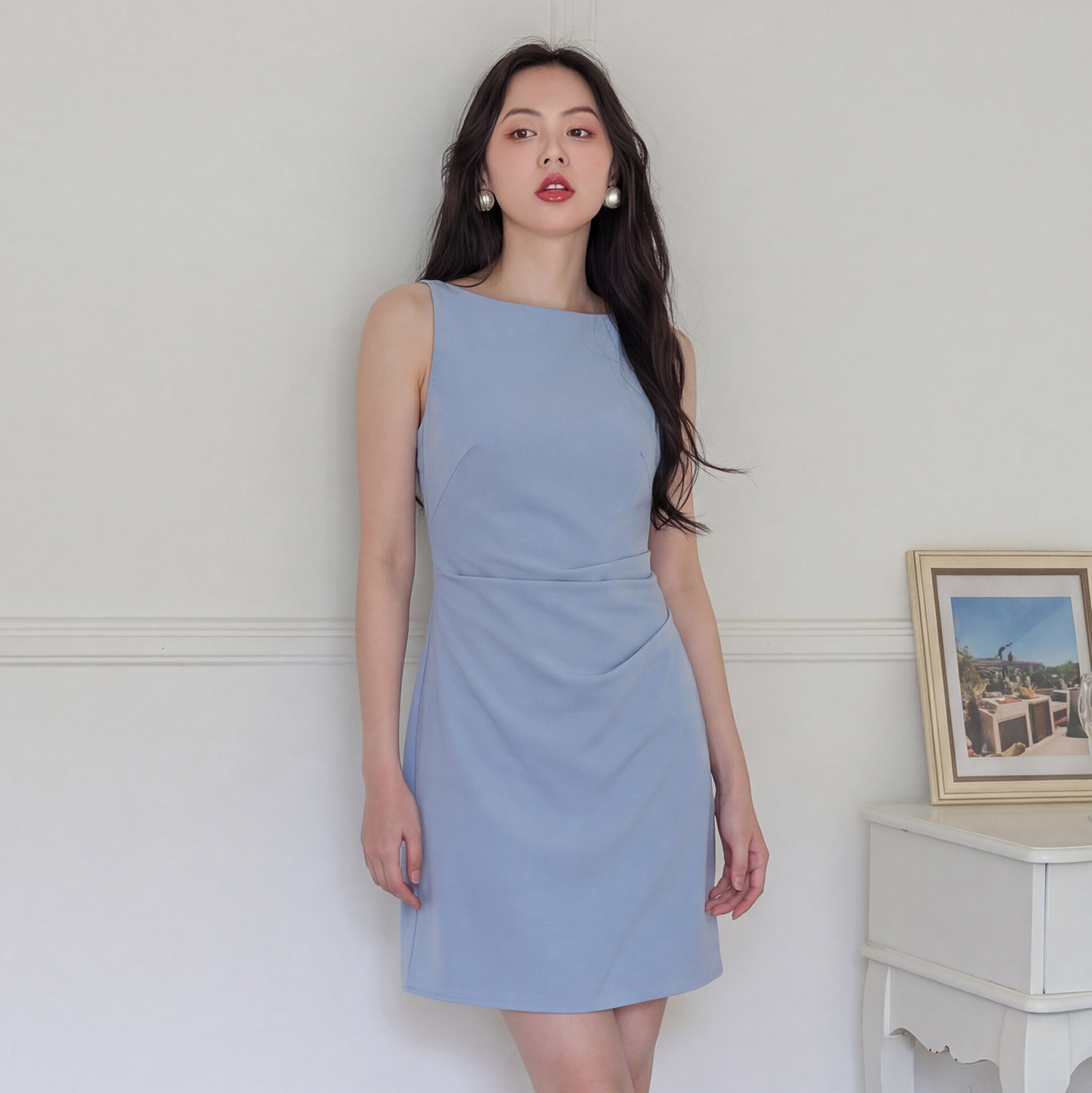 短款法式简约吊带连衣裙女2026夏季高级感气质修身背心裙图片