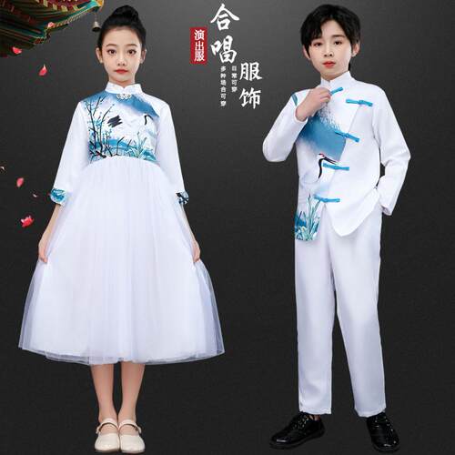 儿童合唱演出服诗歌朗诵钢琴演奏