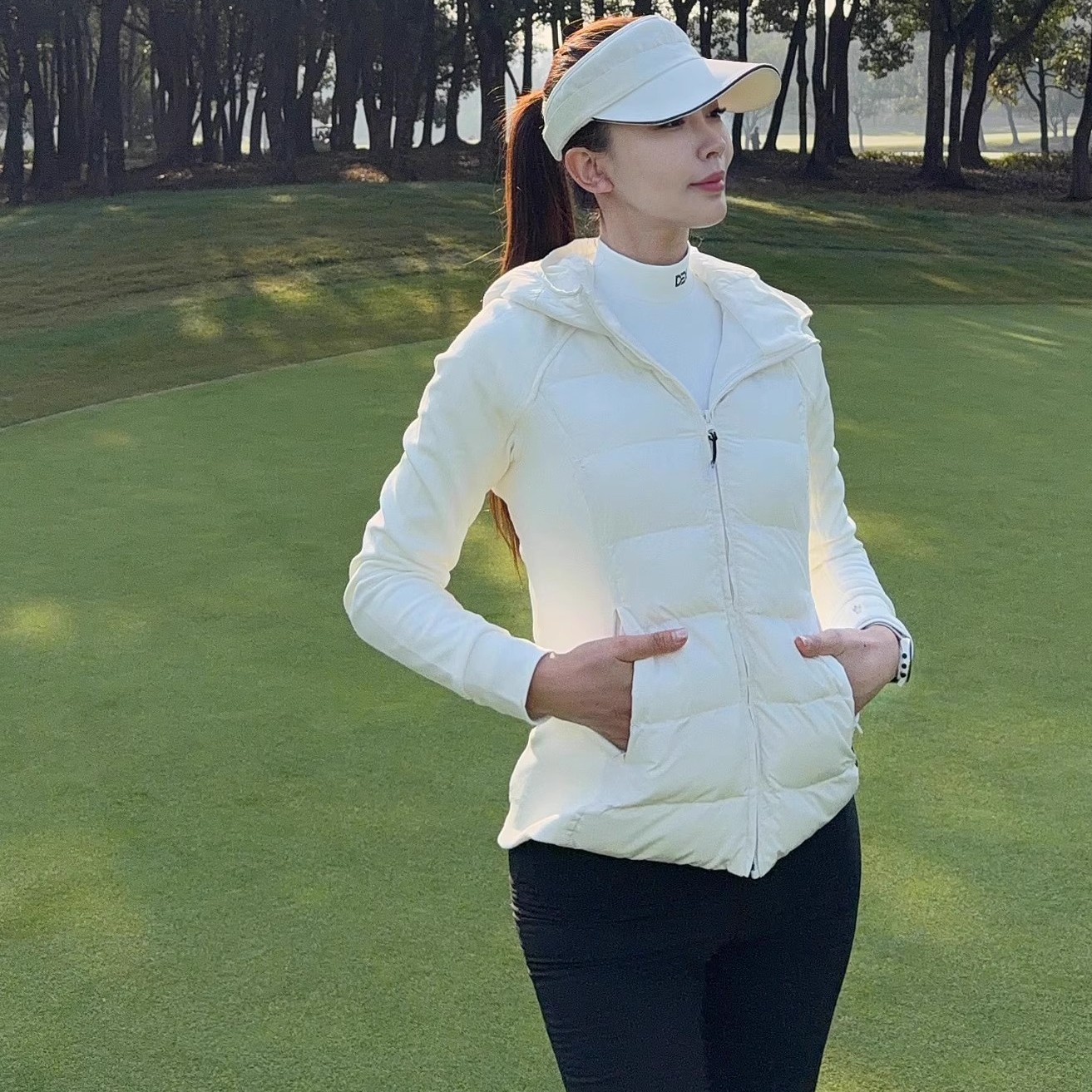 MG高尔夫女装外套羽绒服