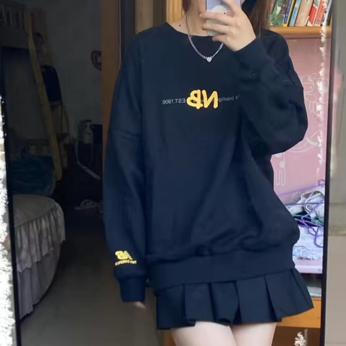 NewBalanceLogo印花针织运动圆领套头卫衣男黄/黑AMT13365-BK-LHZ