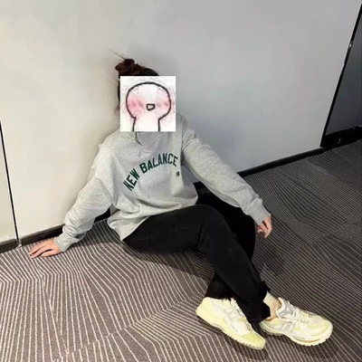 New Balance 龙年新品限定 时尚卫衣 男女同款 灰色AMT41310-GHM