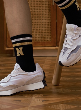 New Balance NB 327 urbancore 经典复古跑步鞋银白色U327WED