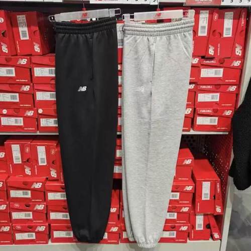 New Balance 品牌Logo休闲束脚系带针织运动裤男款AMP41519
