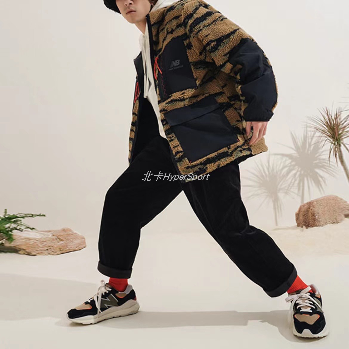 newbalance 双面穿抓绒logo运动立领夹克外套男款黑色amj21350-bk