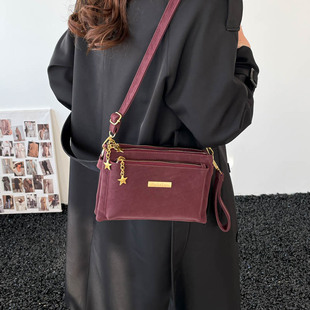 新款单肩包女包时尚斜挎包百搭多用女式挎包多隔层女士手拿包钱包