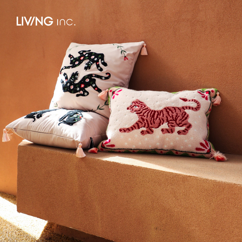 LIVING inc.捕梦夜谭 复古南洋风粉色老虎客厅沙发腰靠背垫抱枕套