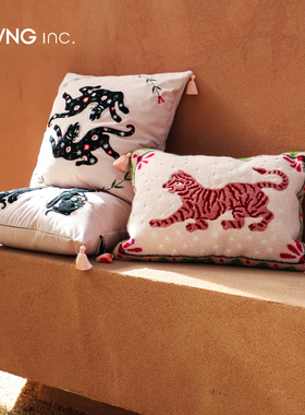 LIVING inc.捕梦夜谭 复古南洋风粉色老虎客厅沙发腰靠背垫抱枕套