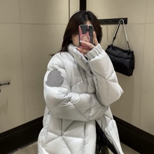 蒙口Monc x Pharrell Williams银色魔术贴粘胶羽绒服