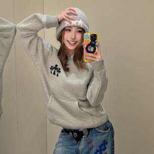 幻影十字架大字母刺绣插肩袖 重磅自主CH25新款 卫衣银拉链 现货