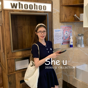 SHE U-通勤学院风减龄娃娃领刺绣显瘦弹力连衣裙X90022