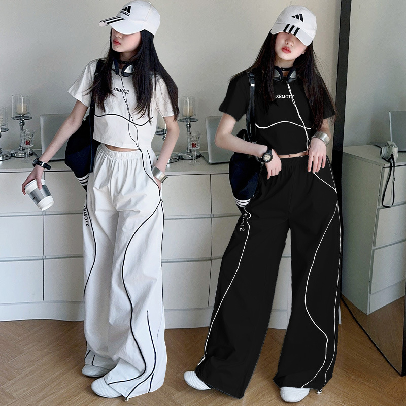 姗姗夏季套装潮酷女孩炸街穿搭