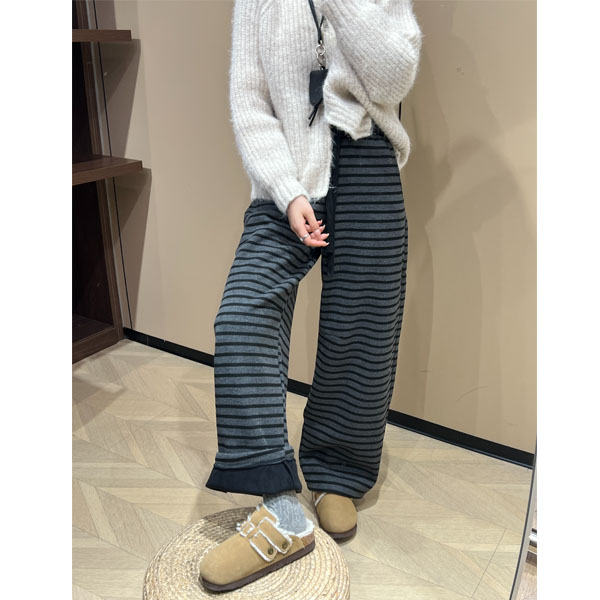 慵懒风条纹阔腿裤女冬季加绒2025流行新款宽松显瘦高腰垂感休闲裤