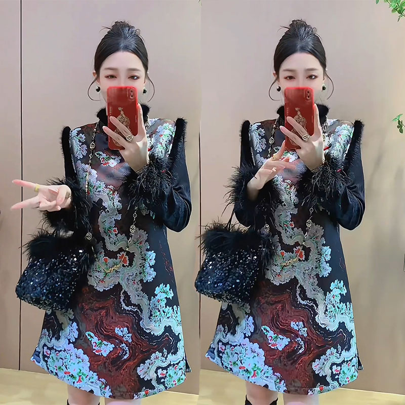 盘扣毛毛边提花中长款旗袍马甲裙