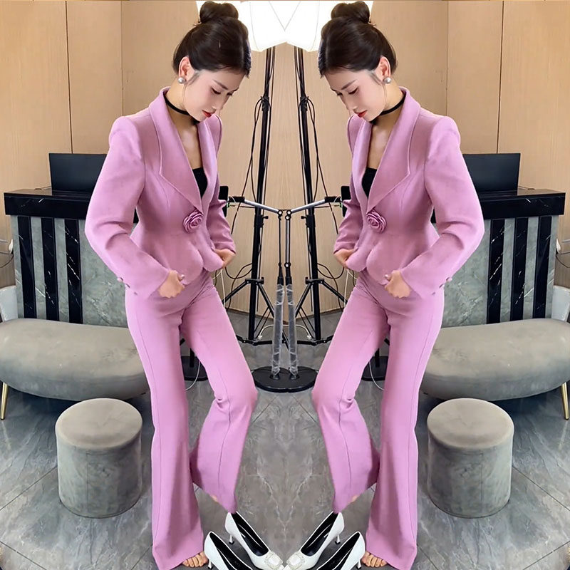 韩版高级感职业西服套装2025春季新款粉色修身花朵外套高腰喇叭裤
