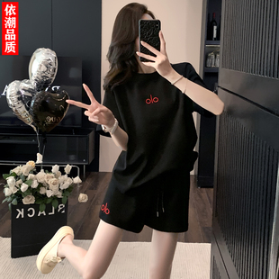 简约宽松羽毛球服运动套装女夏慵懒风短袖短裤户外跑步健身两件套